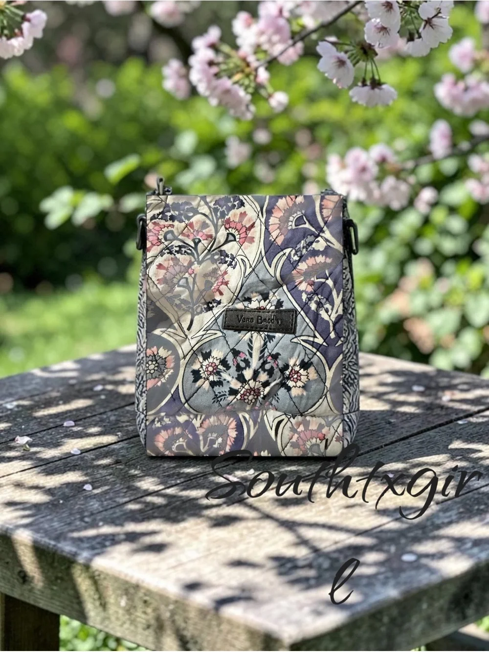 Quilted Floral Print Women’s Backpack - Navy & Cream